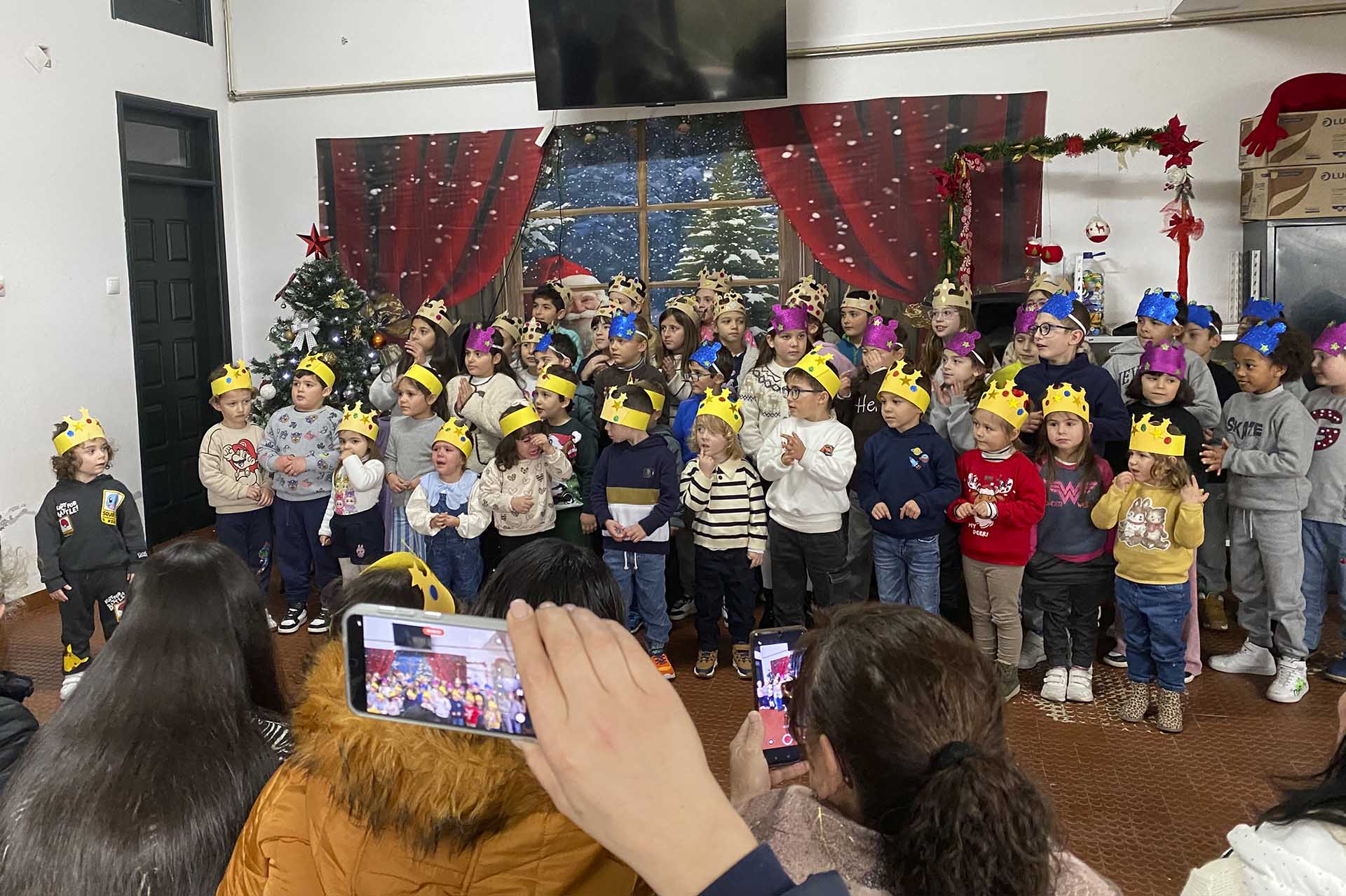 Cantar das Janeiras na Escola da Lavra